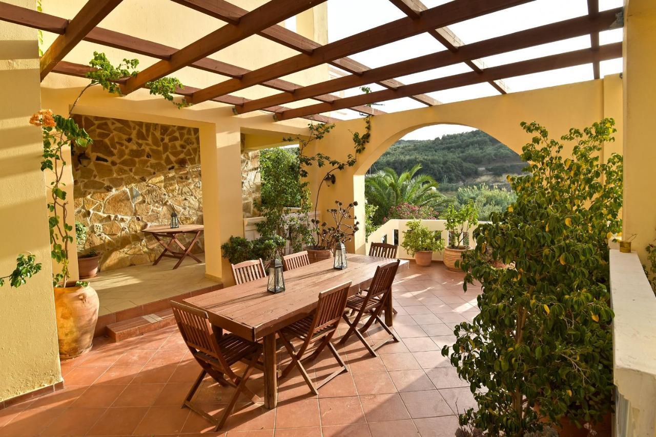 Olive Farm Villa Agia Marina  Luaran gambar