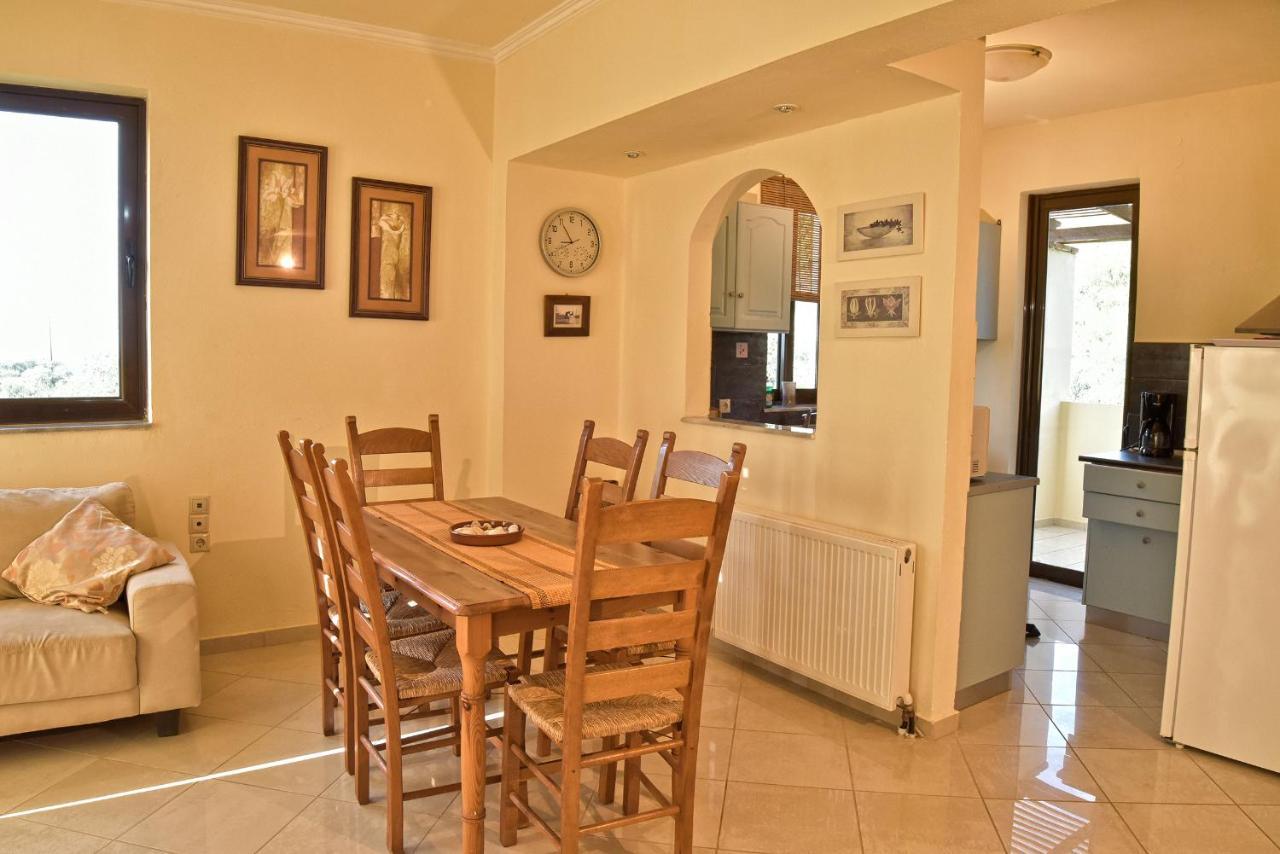 Olive Farm Villa Agia Marina  Luaran gambar