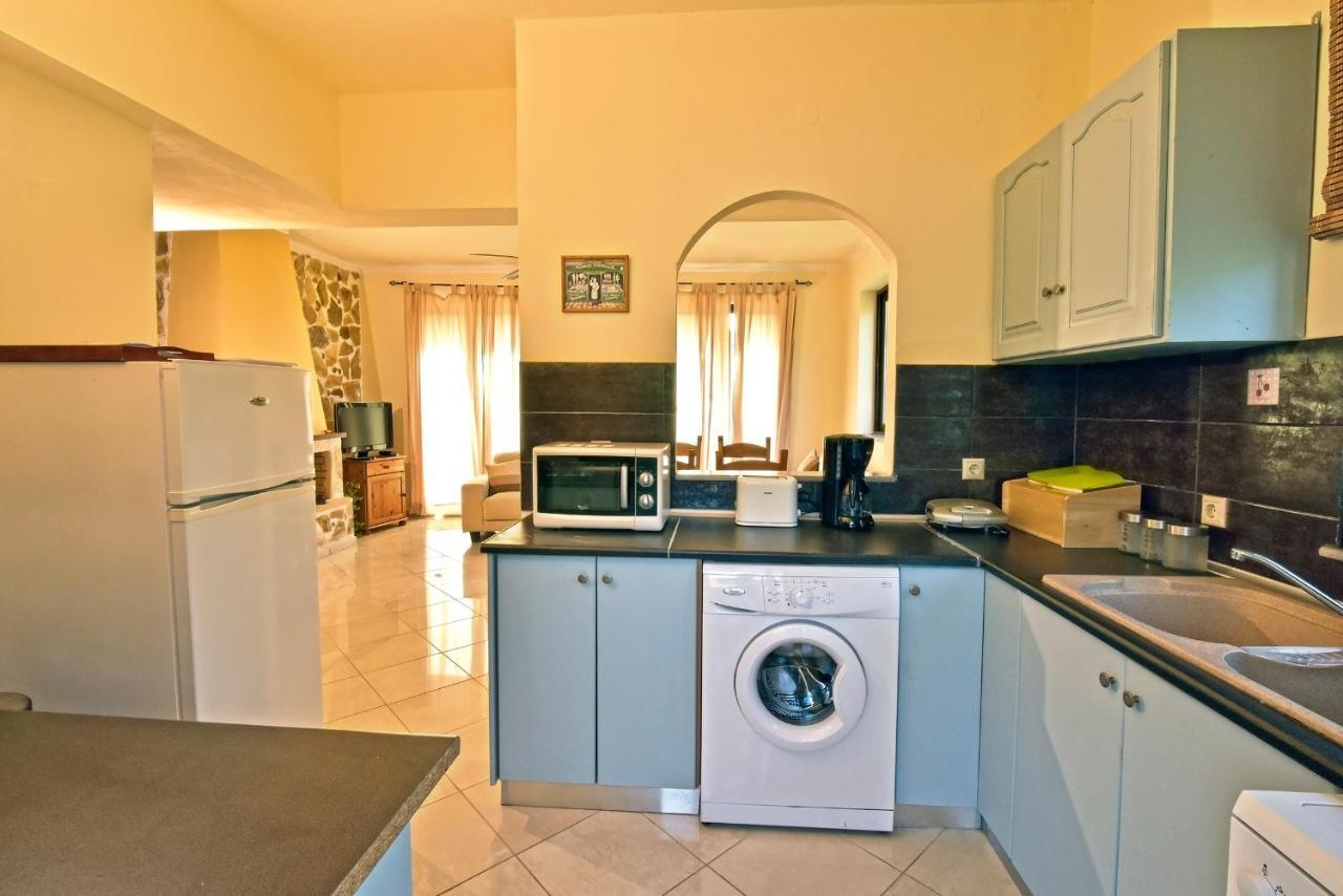 Olive Farm Villa Agia Marina  Luaran gambar