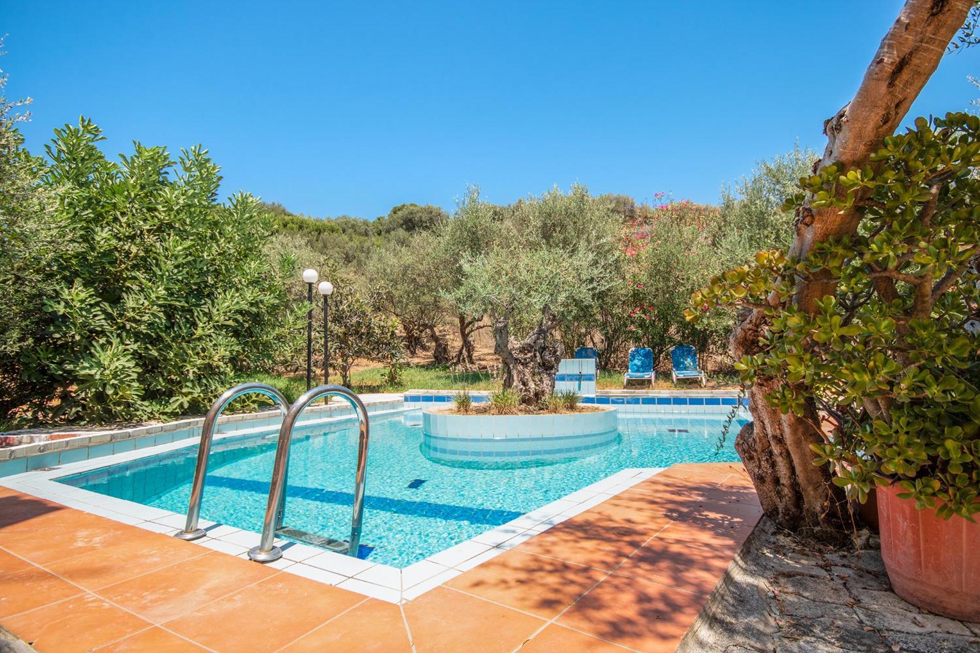 Olive Farm Villa Agia Marina  Luaran gambar